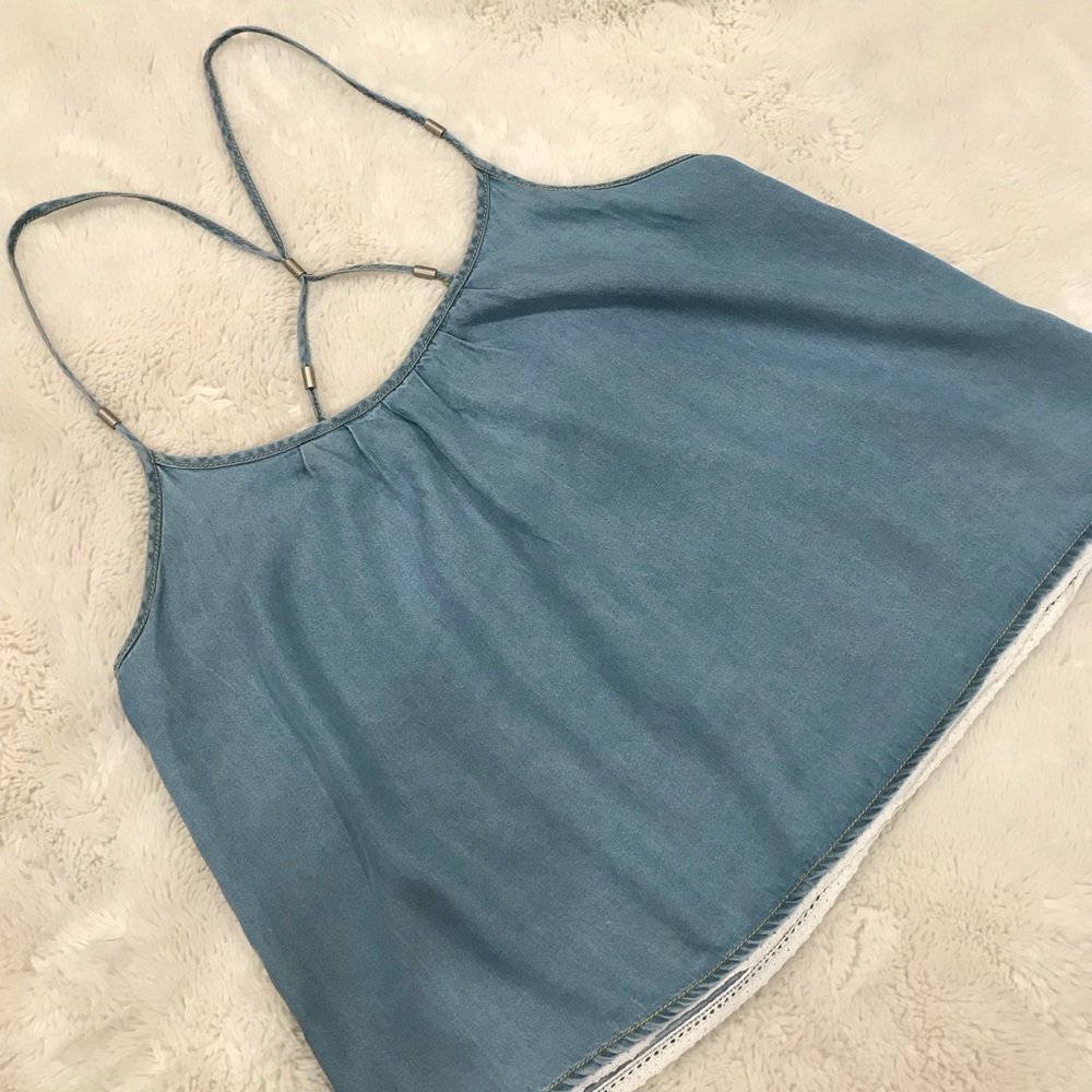 Forever 21 Chambray Cami Tank Lace Lining 💙